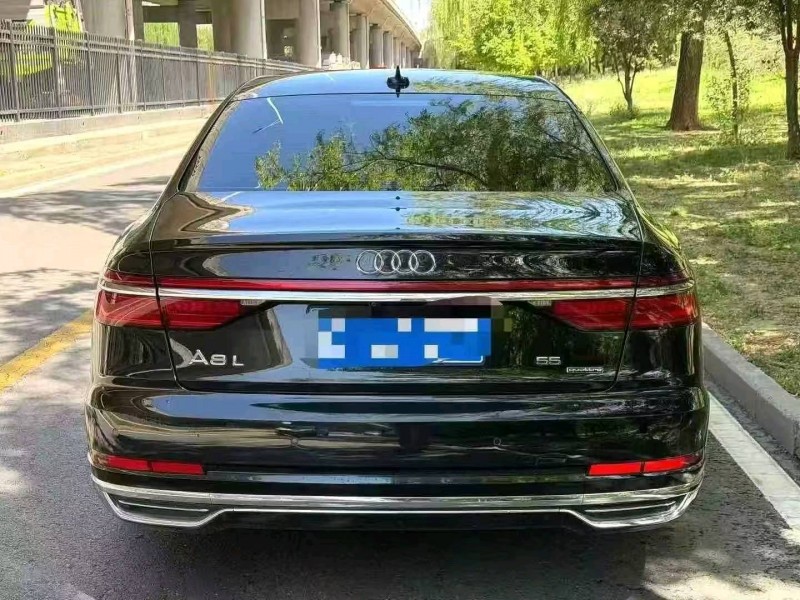 广州18年奥迪A8L8
