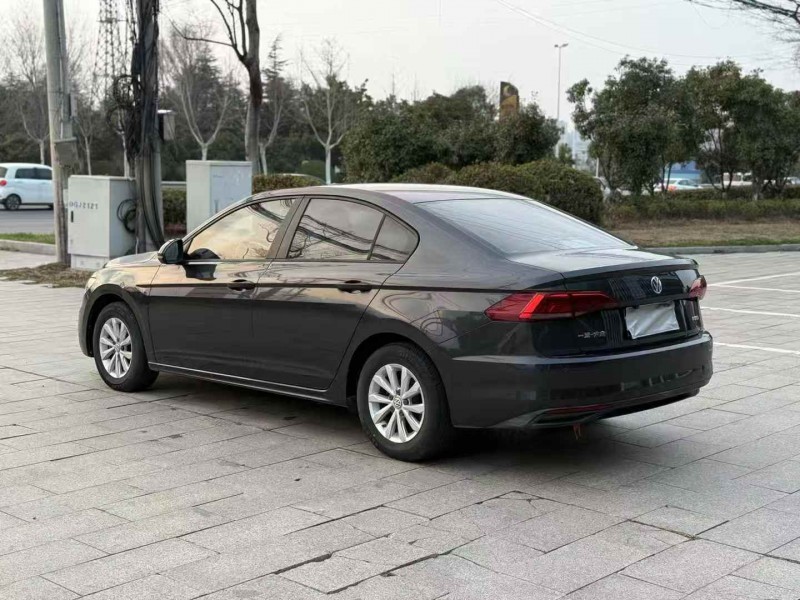 南通19年大眾寶來3