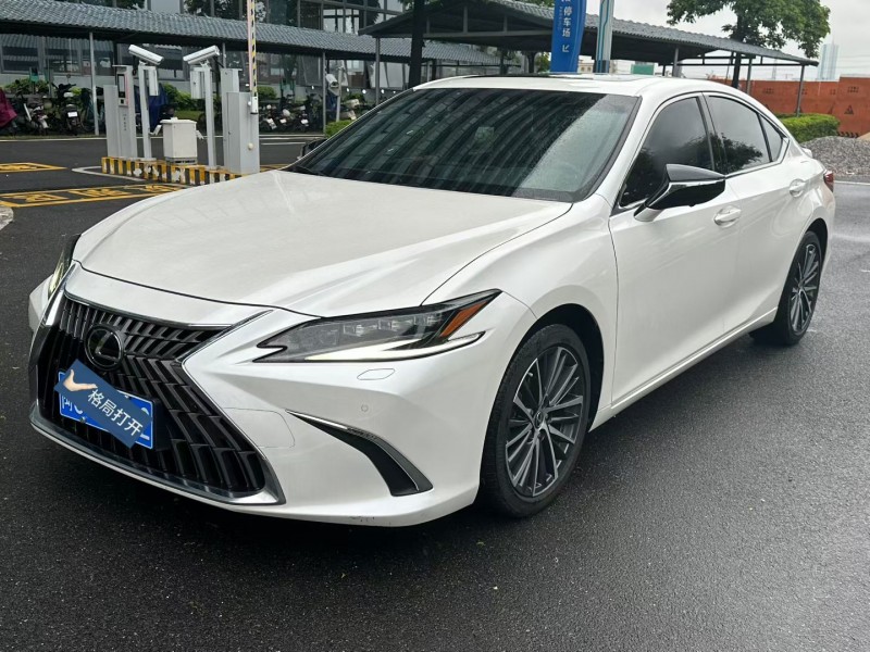 汕头24年雷克萨斯ES3