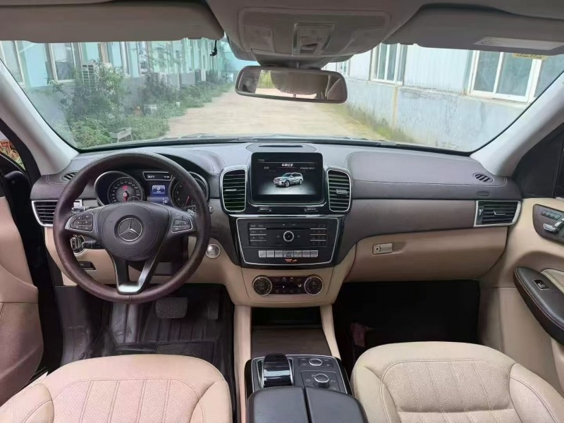 济宁16年奔驰GLS4