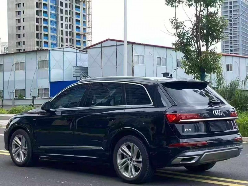 鄂州21年奥迪Q78