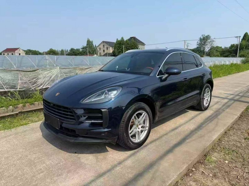 金華18年保時捷Macan2