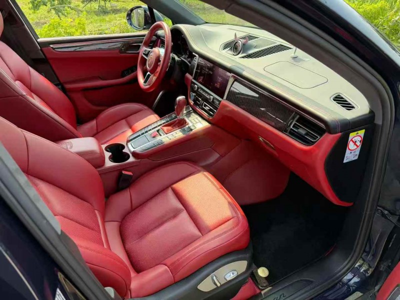 金華18年保時捷Macan5