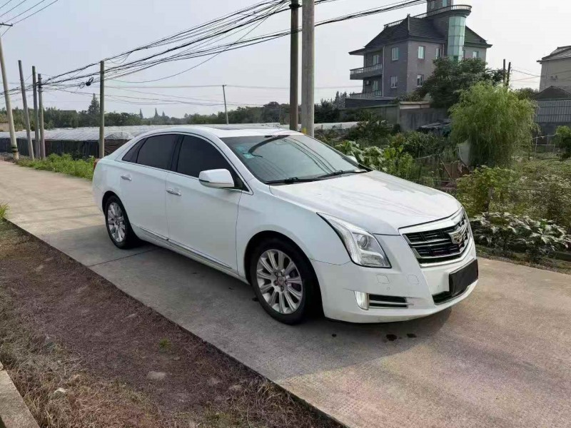 嘉兴17年凯迪拉克XTS2