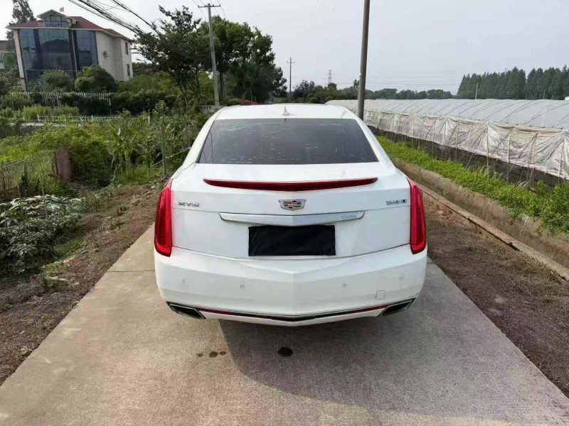 嘉兴17年凯迪拉克XTS9
