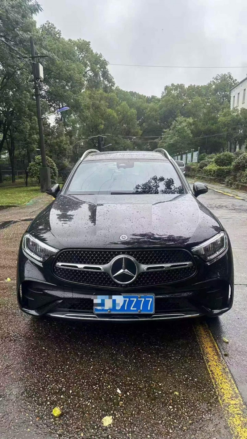 赣州24年奔驰GLC1