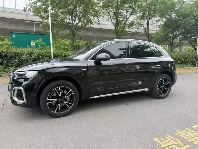 襄阳22年奥迪Q54