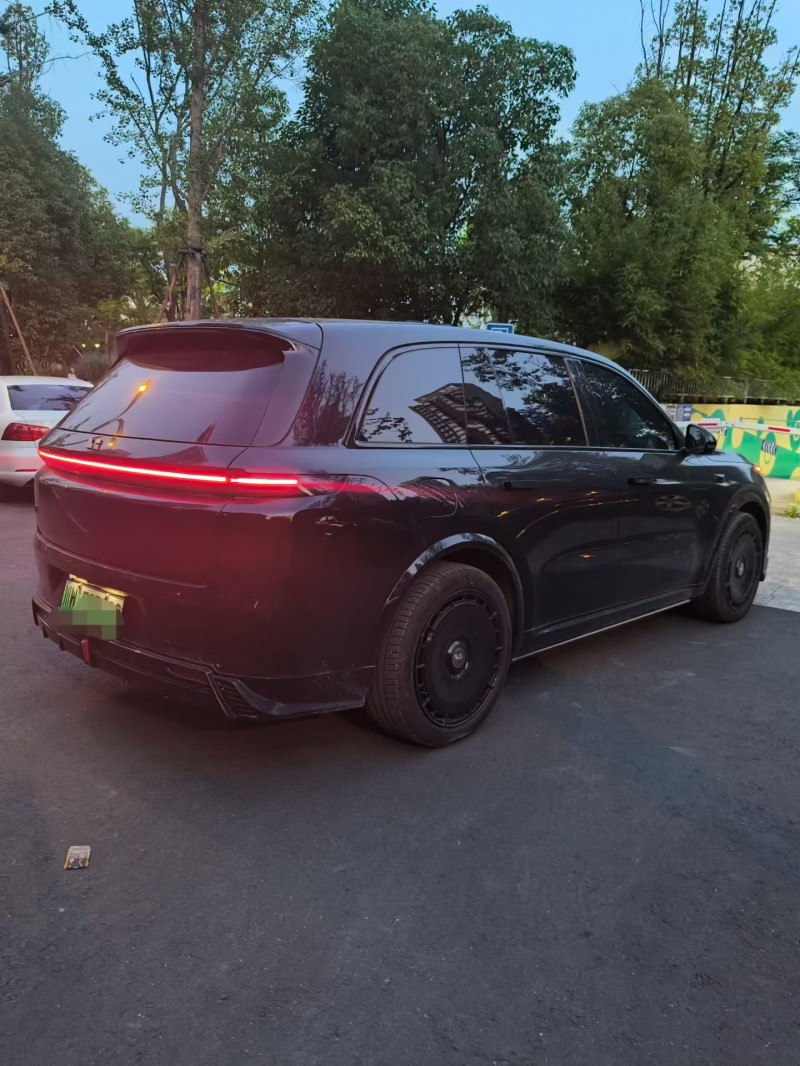 成都24年理想L89