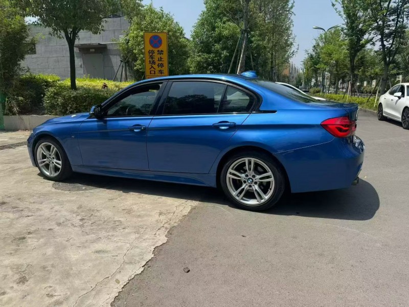 成都17年宝马3系3
