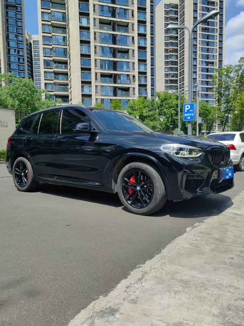 成都19年宝马X32