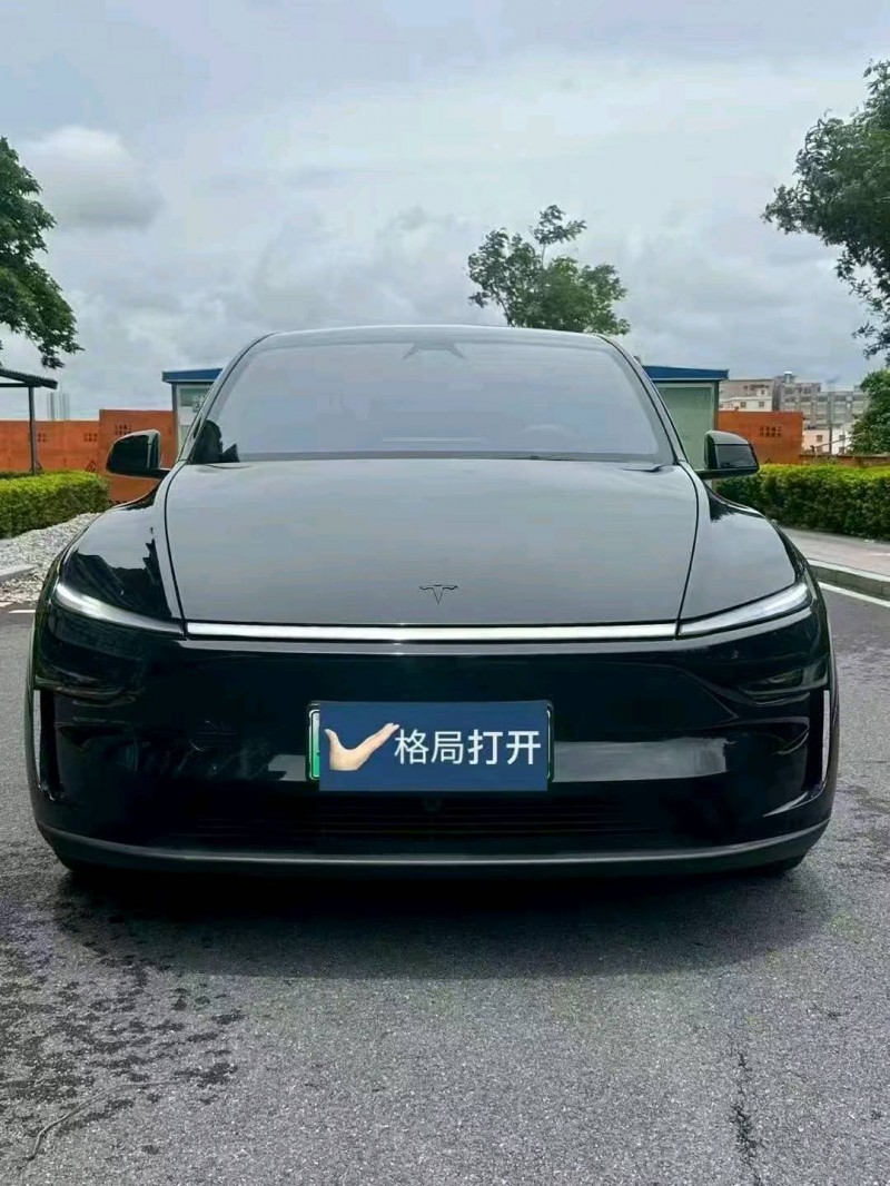 深圳25年特斯拉MODEL Y1