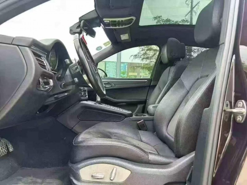 廣州19年保時捷Macan4