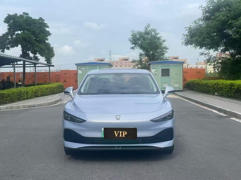 汕头24年荣威D71