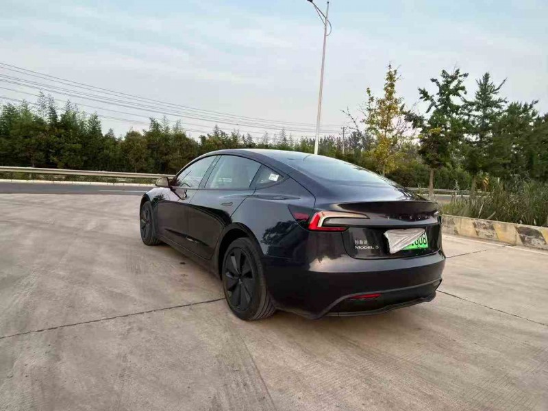 徐州25年特斯拉MODEL 35