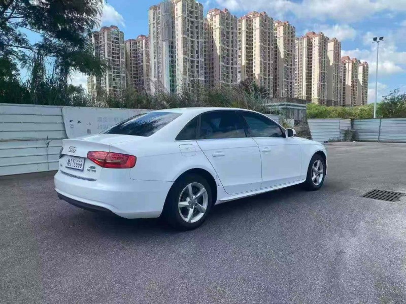 南宁14年奥迪A4L7