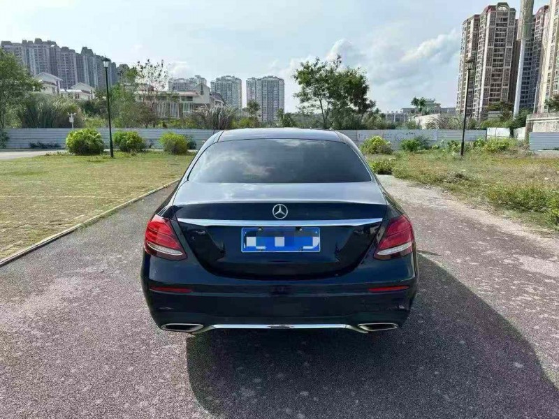 南宁18年奔驰E9