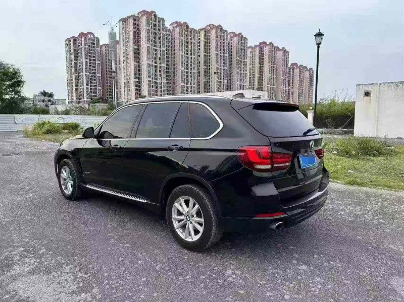 南宁17年宝马X58