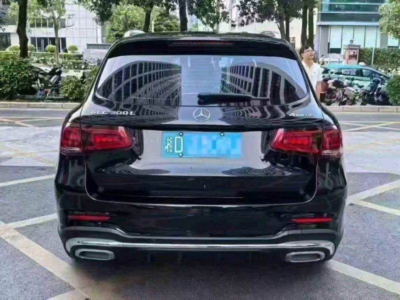 广州22年奔驰GLC8