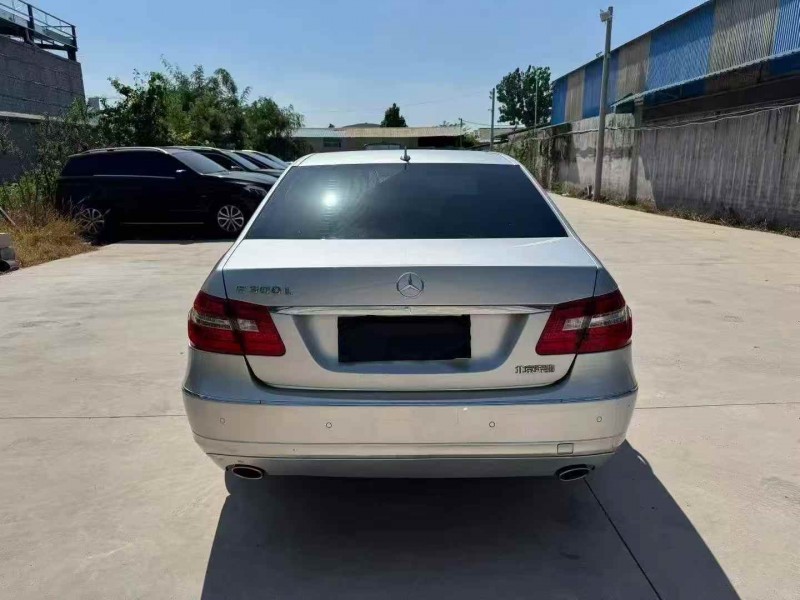 东营13年奔驰E9