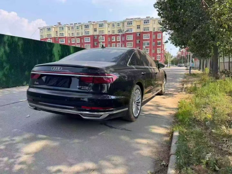 枣庄22年奥迪A8L7
