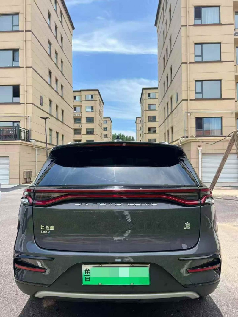 东营23年比亚迪唐8