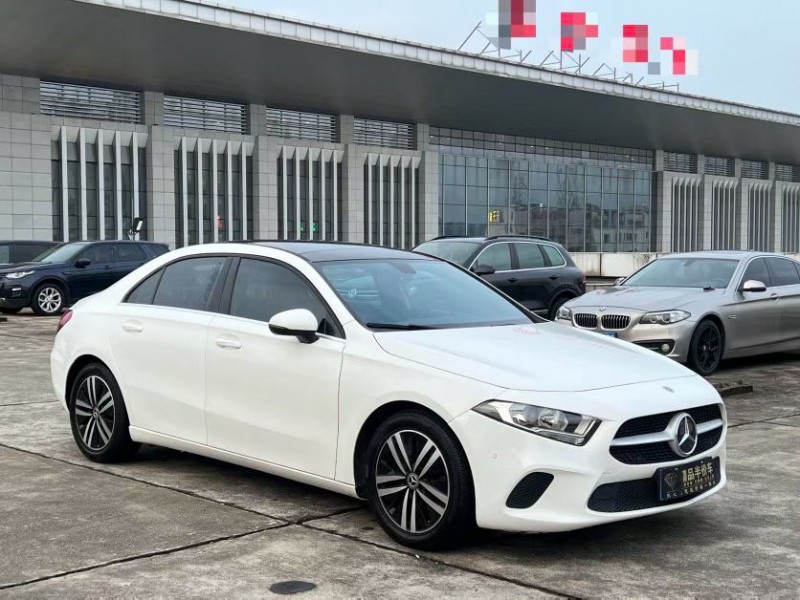 东莞20年奔驰A3