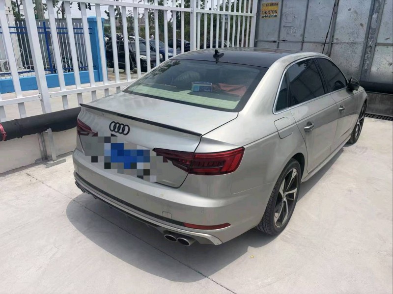 扬州18年奥迪A4L8