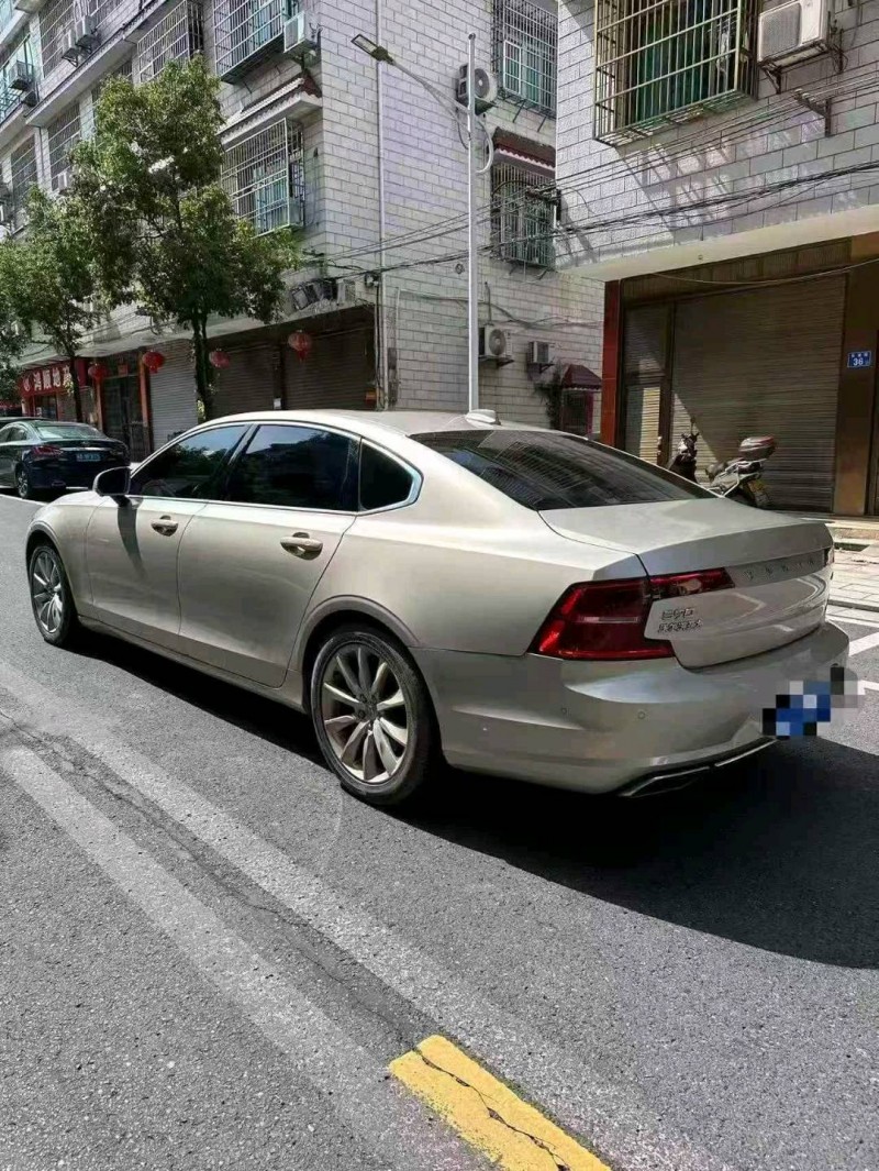 长沙17年沃尔沃S909