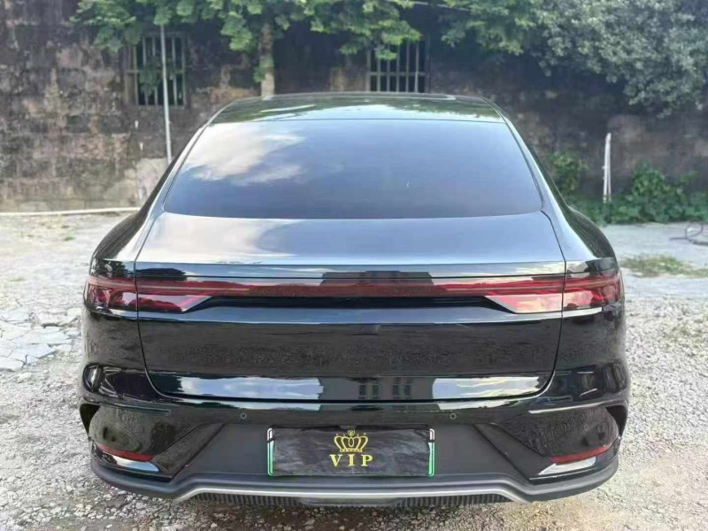 汕头23年比亚迪汉DM8