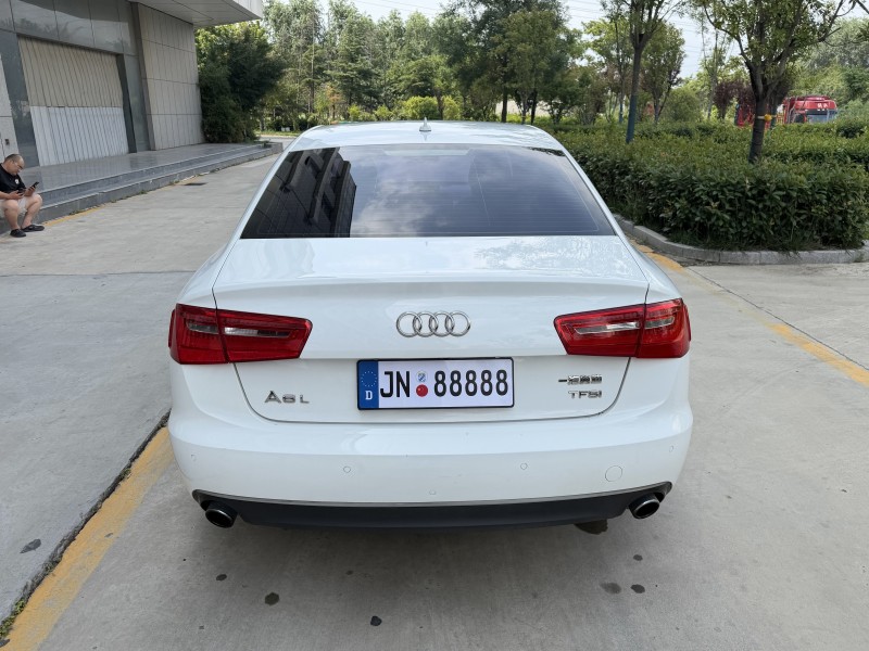 济宁14年奥迪A6L9