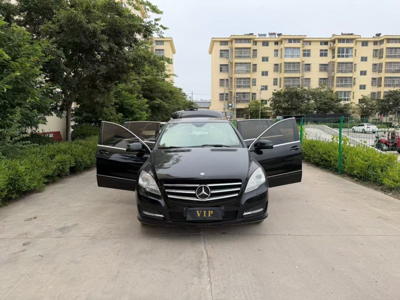 徐州14年奔驰R4