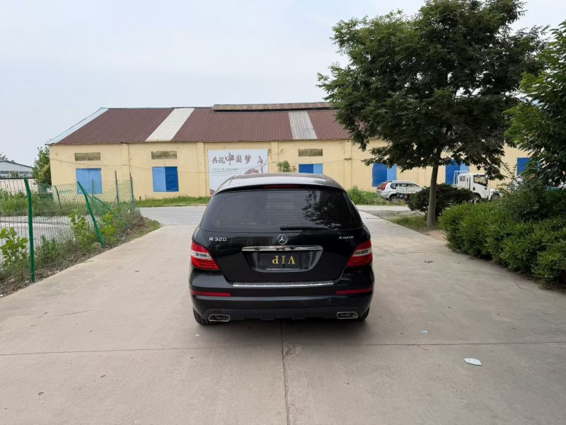 徐州14年奔驰R9