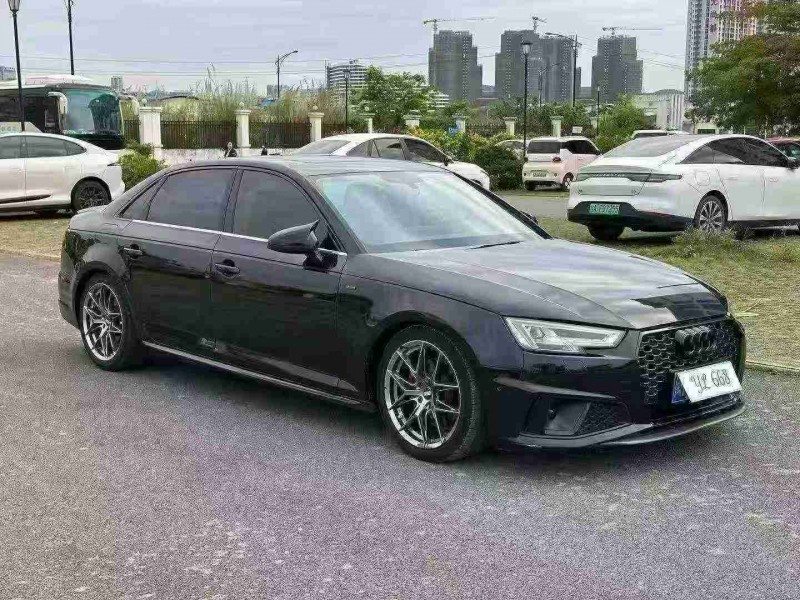 南宁19年奥迪A4L2