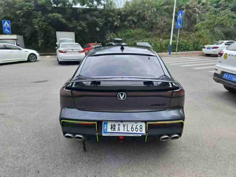 南宁22年长安汽车UNI9