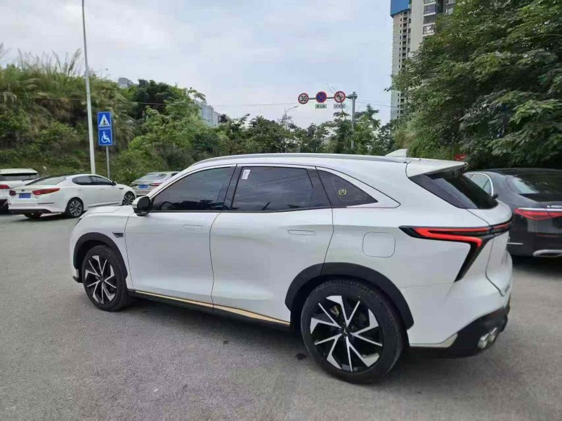 南宁24年凯翼昆仑8