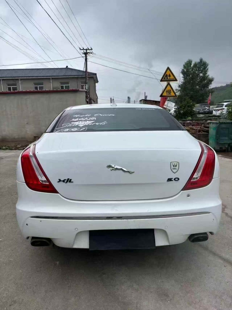 邢台13年捷豹XJL8