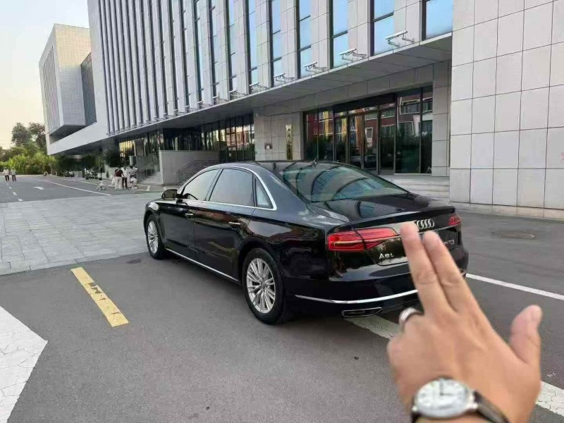 枣庄15年奥迪A8L7