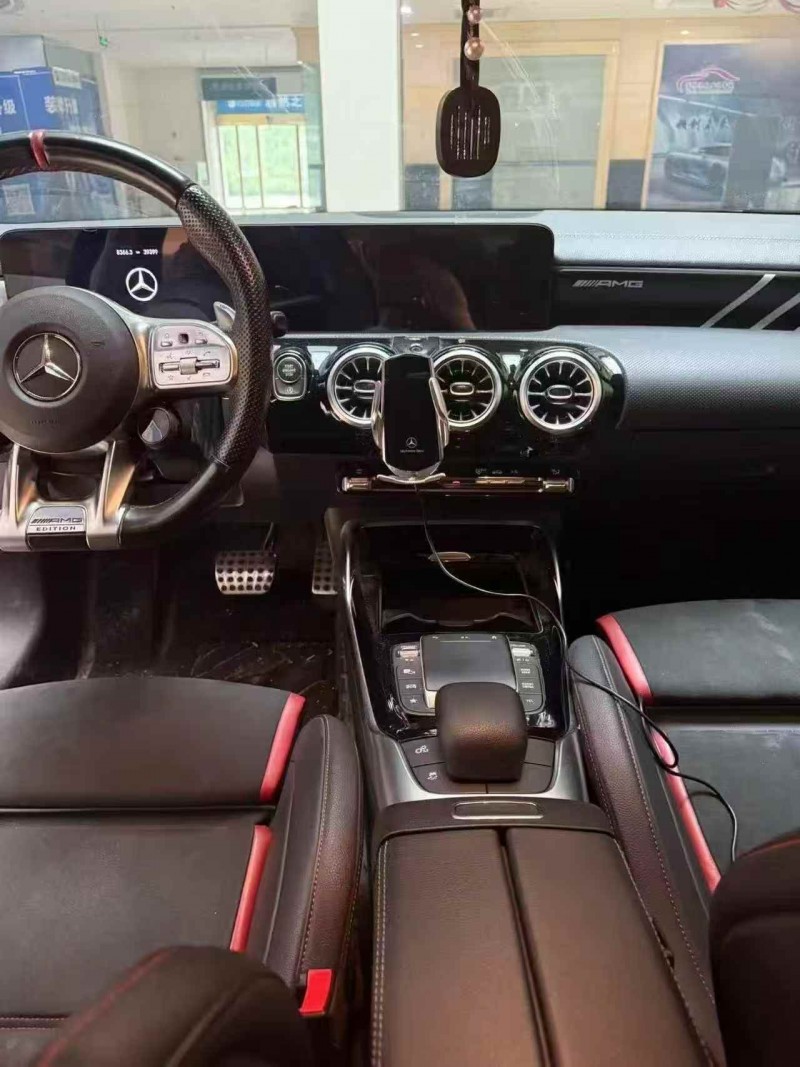 马鞍山22年奔驰AMG4