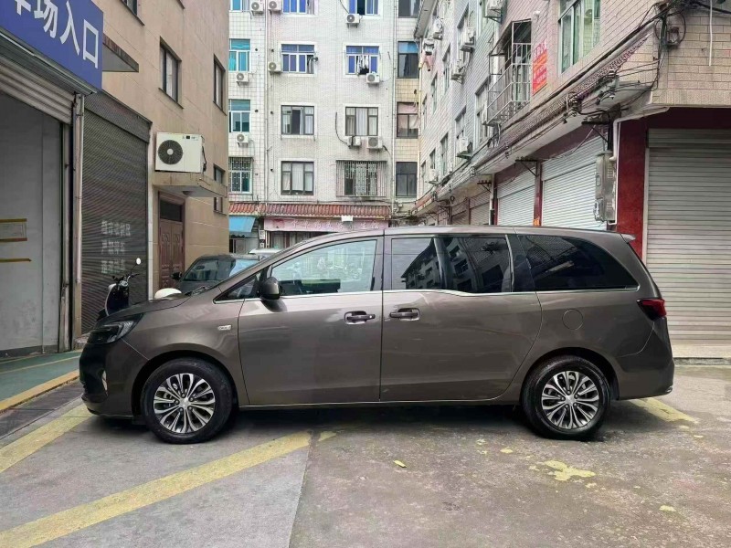 嘉兴22年别克GL87