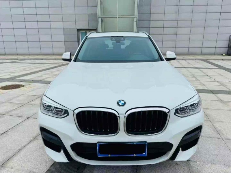 东营19年宝马X31