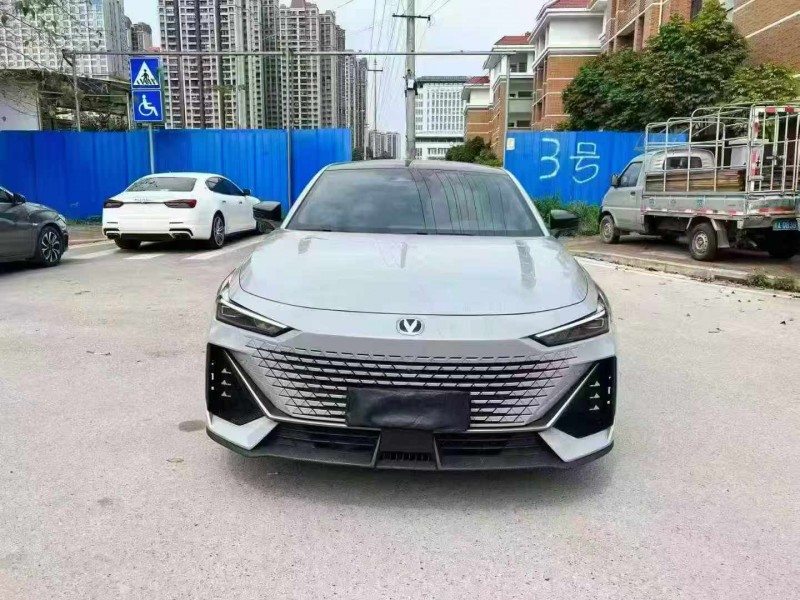 南宁25年长安汽车UNI1