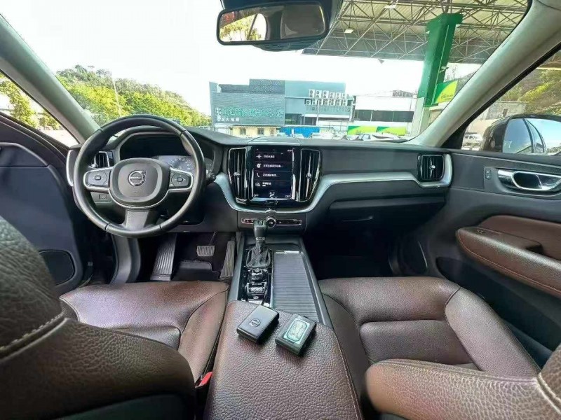 珠海20年沃尔沃XC605