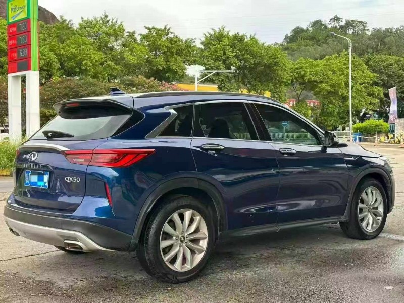 清远20年英菲尼迪QX507