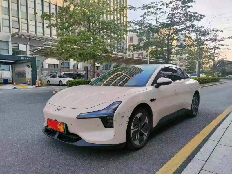 广州25年小鹏汽车m033