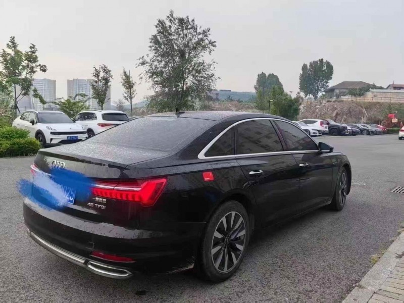 潍坊22年奥迪A6L8