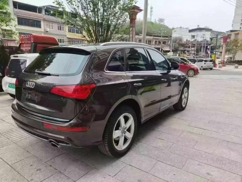 防城港17年奥迪Q58
