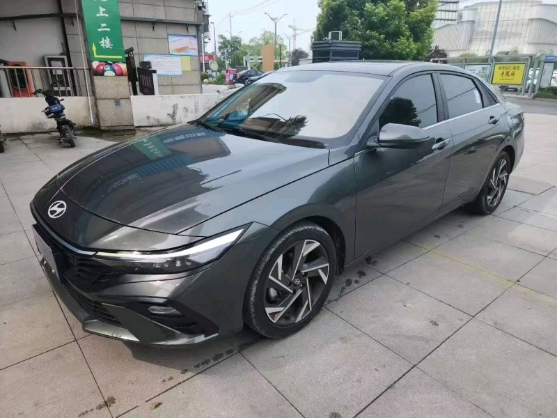 苏州23年现代伊兰特3