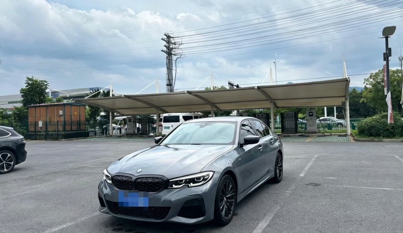 金华21年宝马3系4