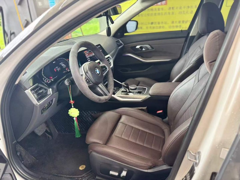 金华21年宝马3系6
