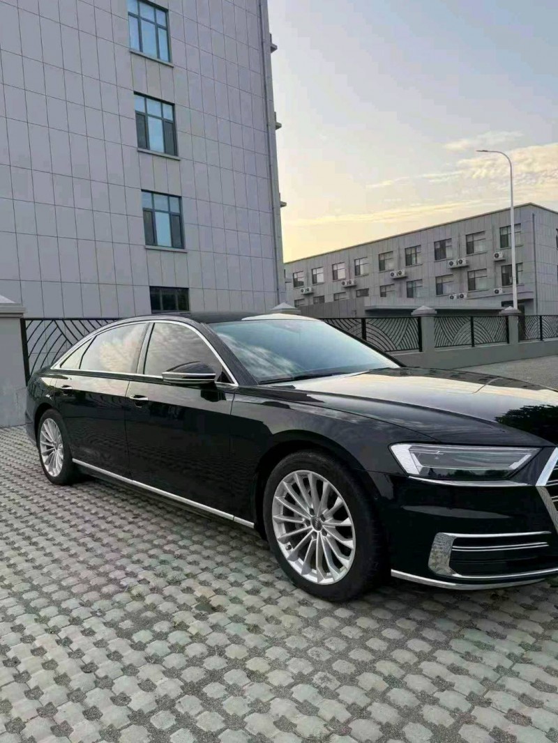 东营20年奥迪A8L3